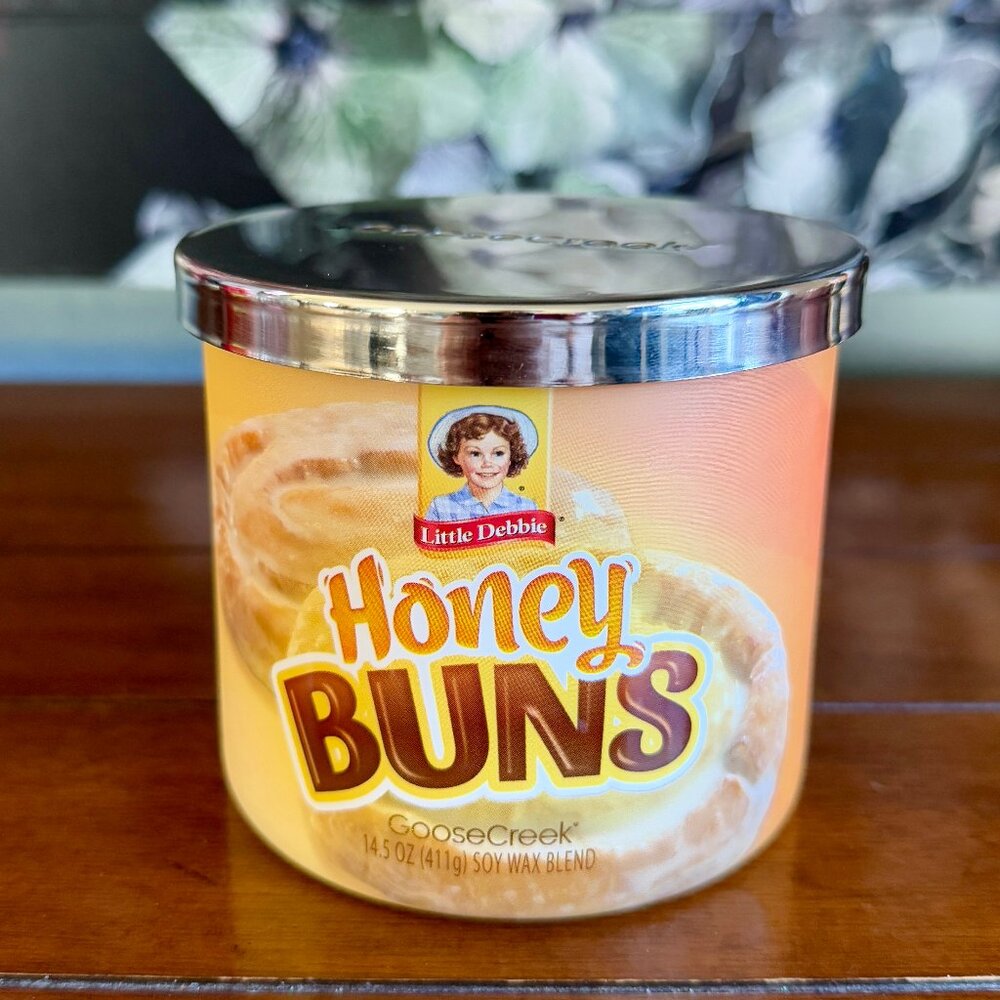 NEW Honey Buns 3-Wick Candle Goose Creek